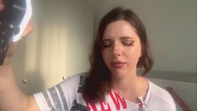DanikaLippy live cam on Cam4
