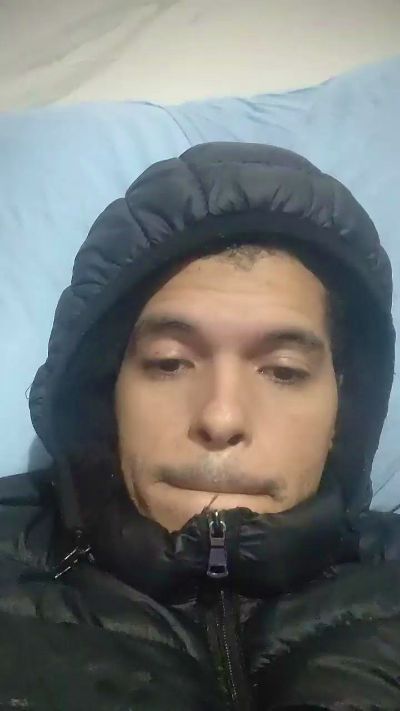 Daniloanthony live cam on Cam4
