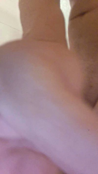 Danishot232581 live cam on Cam4
