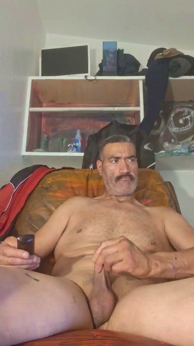 Danishot232581 live cam on Cam4