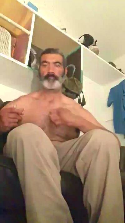 Danishot232581 live cam on Cam4
