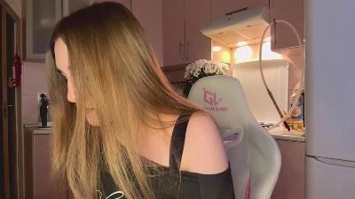 DanitaVonbank live cam on Cam4