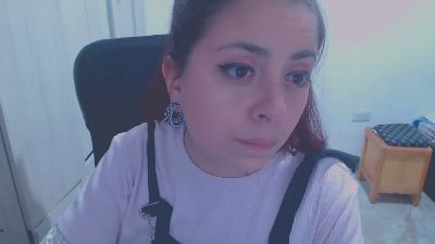Danna_zv live cam on Cam4