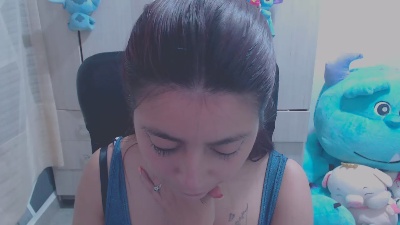 Danna_zv live cam on Cam4