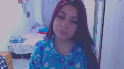 Danna_zv live cam on Cam4