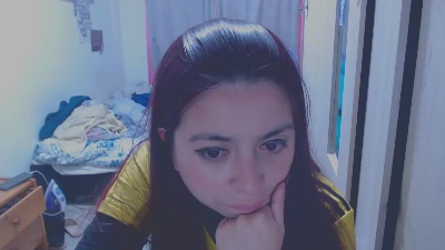 Danna_zv live cam on Cam4