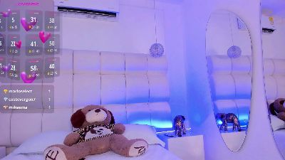 Danni_Williams live cam on Cam4