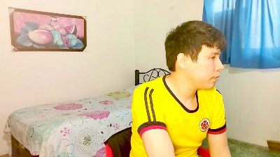 Danniel_Wolf live cam on Cam4