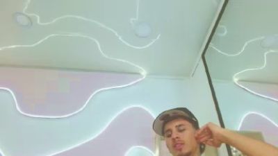 DanntheStiff live cam on Cam4