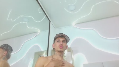 DanntheStiff live cam on Cam4