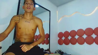 Dannyssex1 live cam on Cam4