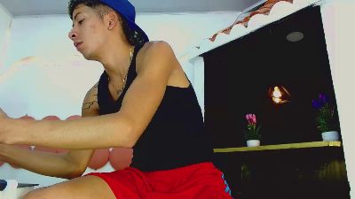 Dannyssex1 live cam on Cam4