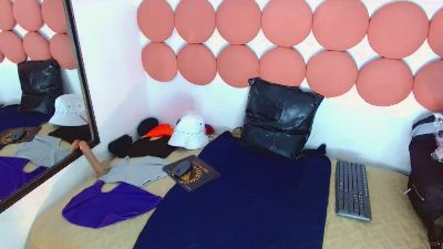 Dannyssex1 live cam on Cam4