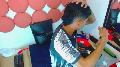 Dannyssex1 live cam on Cam4