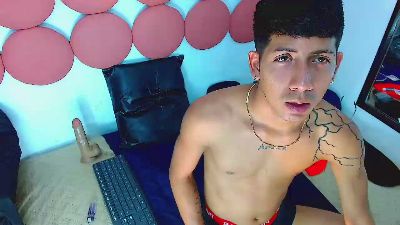 Dannyssex1 live cam on Cam4