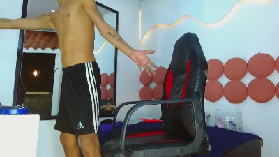 Dannyssex1 live cam on Cam4