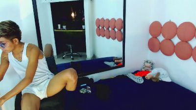 Dannyssex1 live cam on Cam4