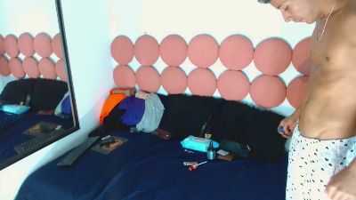Dannyssex1 live cam on Cam4