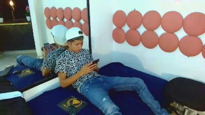 Dannyssex1 live cam on Cam4