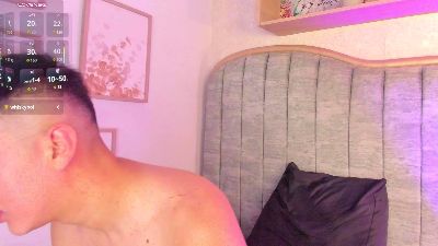 Dannyy_Bloom live cam on Cam4