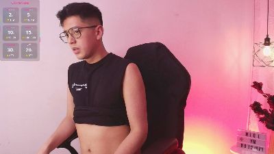 Dannyy_Bloom live cam on Cam4