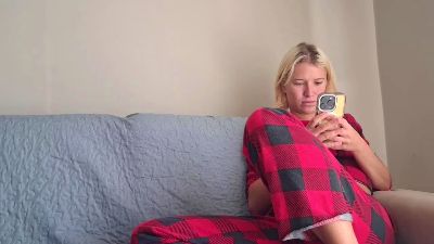 Dansly live cam on Cam4