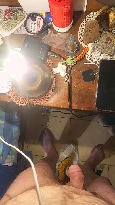 Dantecm8 live cam on Cam4