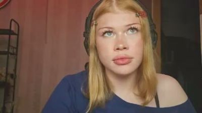 DanutaSwierk live cam on Cam4