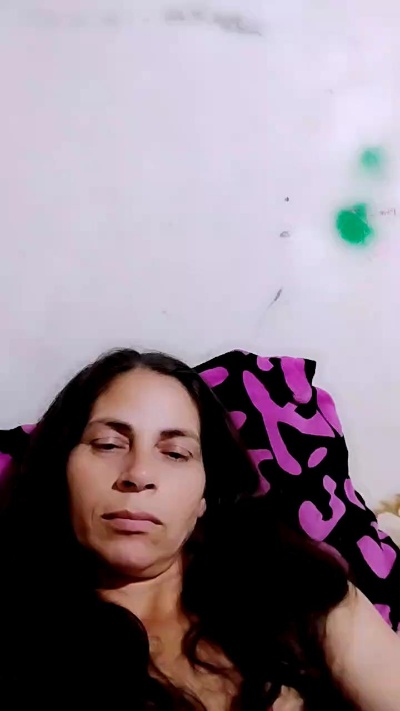 Danypires Live Chat on Cam4