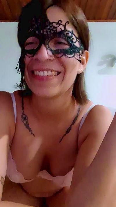 Danyz9 live cam on Cam4