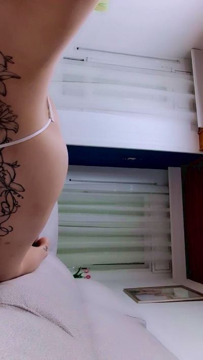 Danyz9 live cam on Cam4