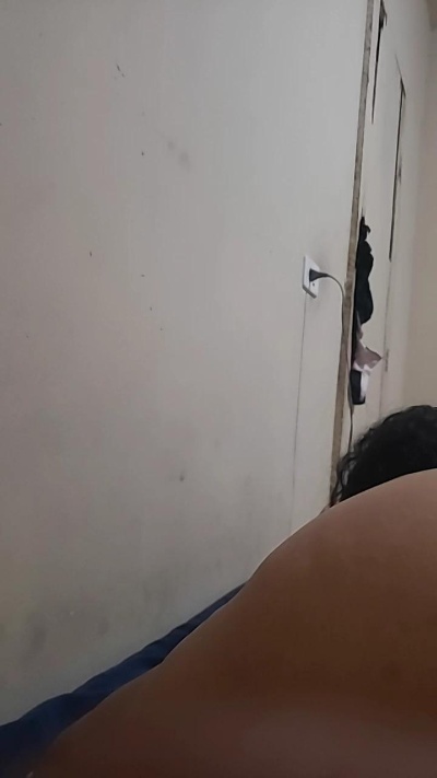 Danzinhuaju live cam on Cam4