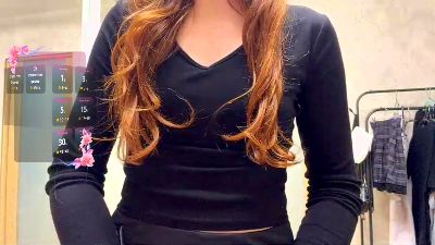 DaphineGehred live cam on Cam4