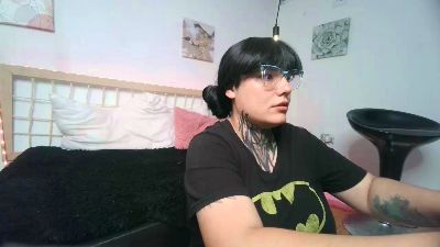 DaphneGeek live cam on Cam4