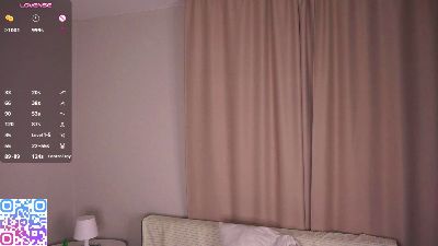 DaraKellon live cam on Cam4