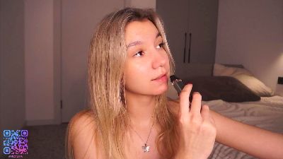 DaraKellon live cam on Cam4