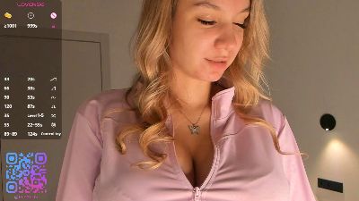DaraKellon live cam on Cam4
