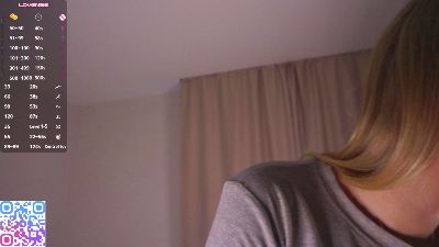 DaraKellon live cam on Cam4