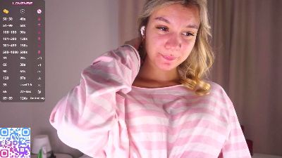 DaraKellon live cam on Cam4