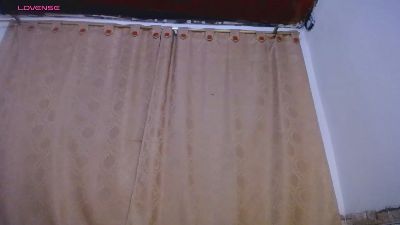 Darasweet18 live cam on Cam4