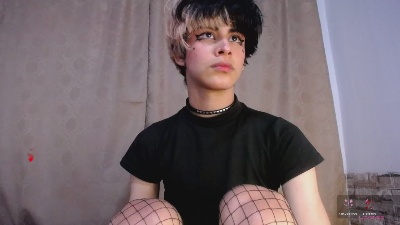Darasweet18 live cam on Cam4