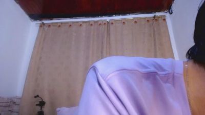 Darasweet18 live cam on Cam4