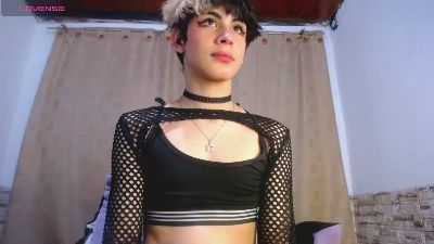 Darasweet18 live cam on Cam4