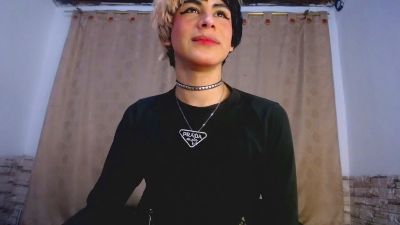 Darasweet18 live cam on Cam4