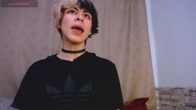 Darasweet18 live cam on Cam4