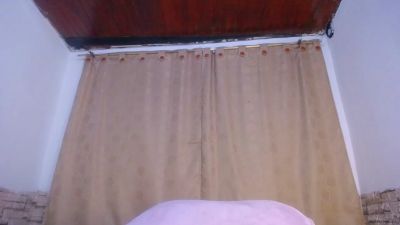 Darasweet18 live cam on Cam4
