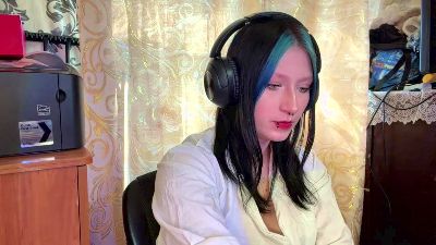 DarbyRoussell live cam on Cam4