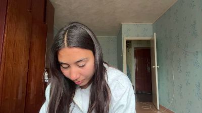 DarceyMorioka live cam on Cam4