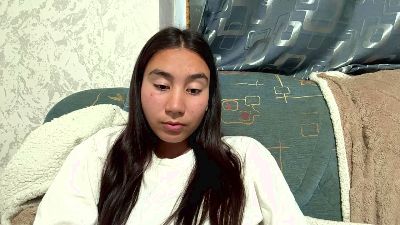 DarceyMorioka live cam on Cam4