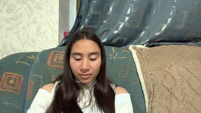 DarceyMorioka live cam on Cam4